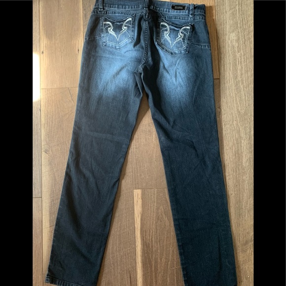 Mashu Dark Wash Jeans - Picture 2 of 9
